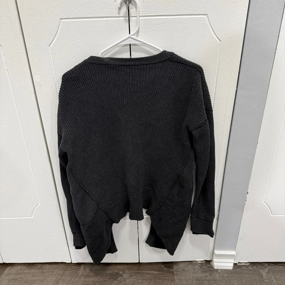 Lululemon Heathered Black / Grey Vestigan Sweater